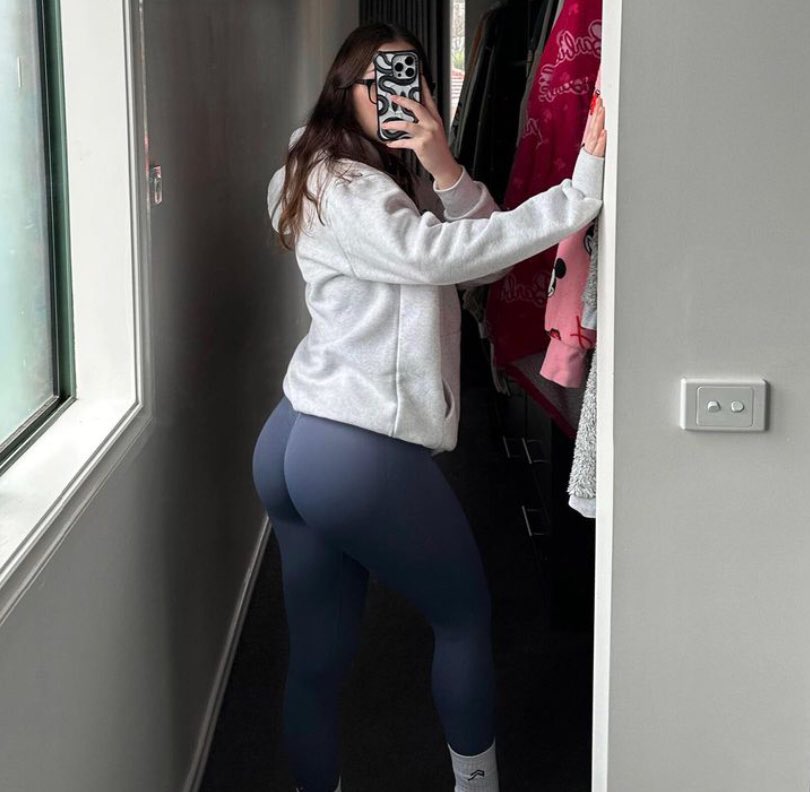 Goddess Brittney’s simp tweet media