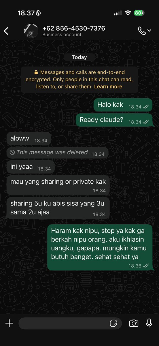 helloworld48509's tweet photo. @cptblsy penipu claude pro. aku beli di dia grgr di org lain pada kosong. ujung ujungnya nipu. Pict kanan aku chat dari wa ku yg lain. Hati hati guys #zonauang #penipu #claude https://t.co/AJ42XUp1iL