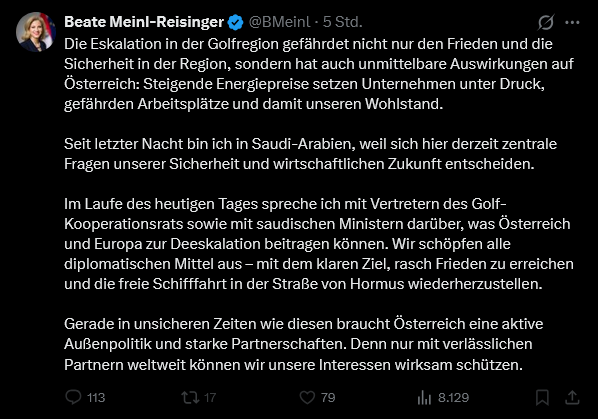 Politprimat's tweet image. Das ist jetzt aber blöd! Vor lauter moralischer Abgehobenheit hat man sich von einer in die nächste Abhängigkeit begeben und zahlt nun die Zeche.
Unsere Obertante spricht sicher auch die systematischen Menschenrechtsverletzungen in Saudi-Arabien an. Oder? #NEOS #MeinlReisinger