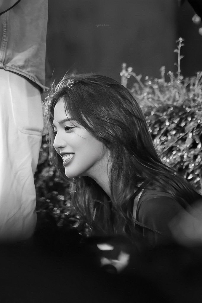 〜 ᴇʏᴇᴇ tweet media