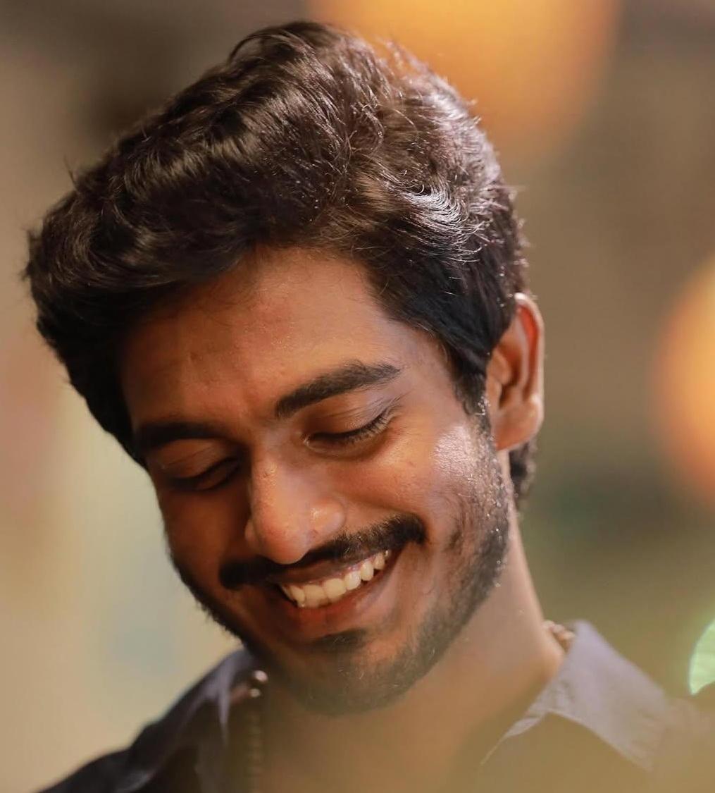 CinemaWithAB's tweet image. After TouristFamily as Director, WithLove as Actor, #Abishan has narrated a script to #VijayDevarakonda &amp;amp; he has liked the script. It might be the next film of Abishan as Director 🤝💥

Also Abishan has narrated a script to #Sivakarthikeyan &amp;amp; going to narrate a script to #Suriya