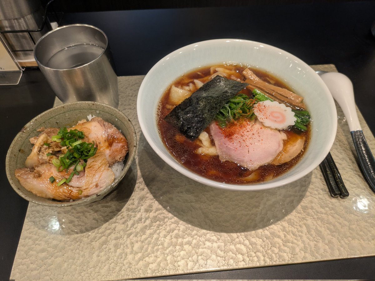 ナスビ tweet media