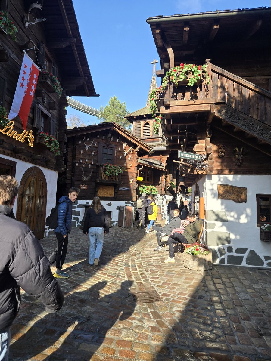 Quentin Conrad tweet media