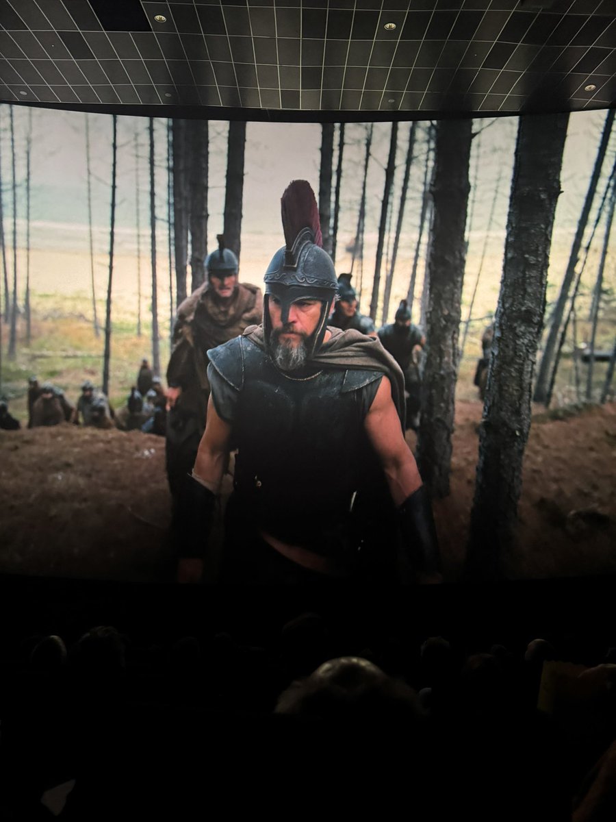 سـعـود ☂️ tweet media