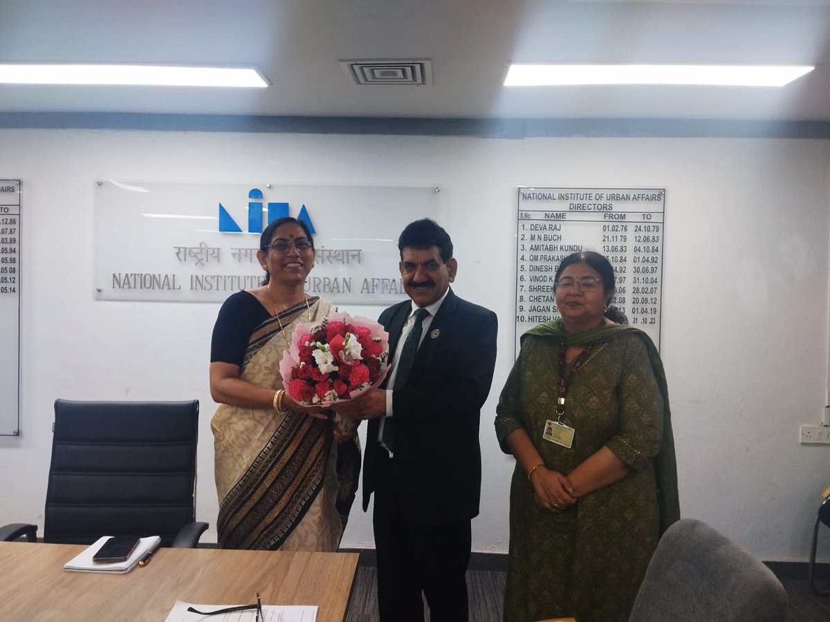CA. Hans Raj Chugh, Chairman PGFMC, ICAI in a meeting with  Dr. Debolina Kundu, Director-NIUA to discuss matters of mutual professional interest.