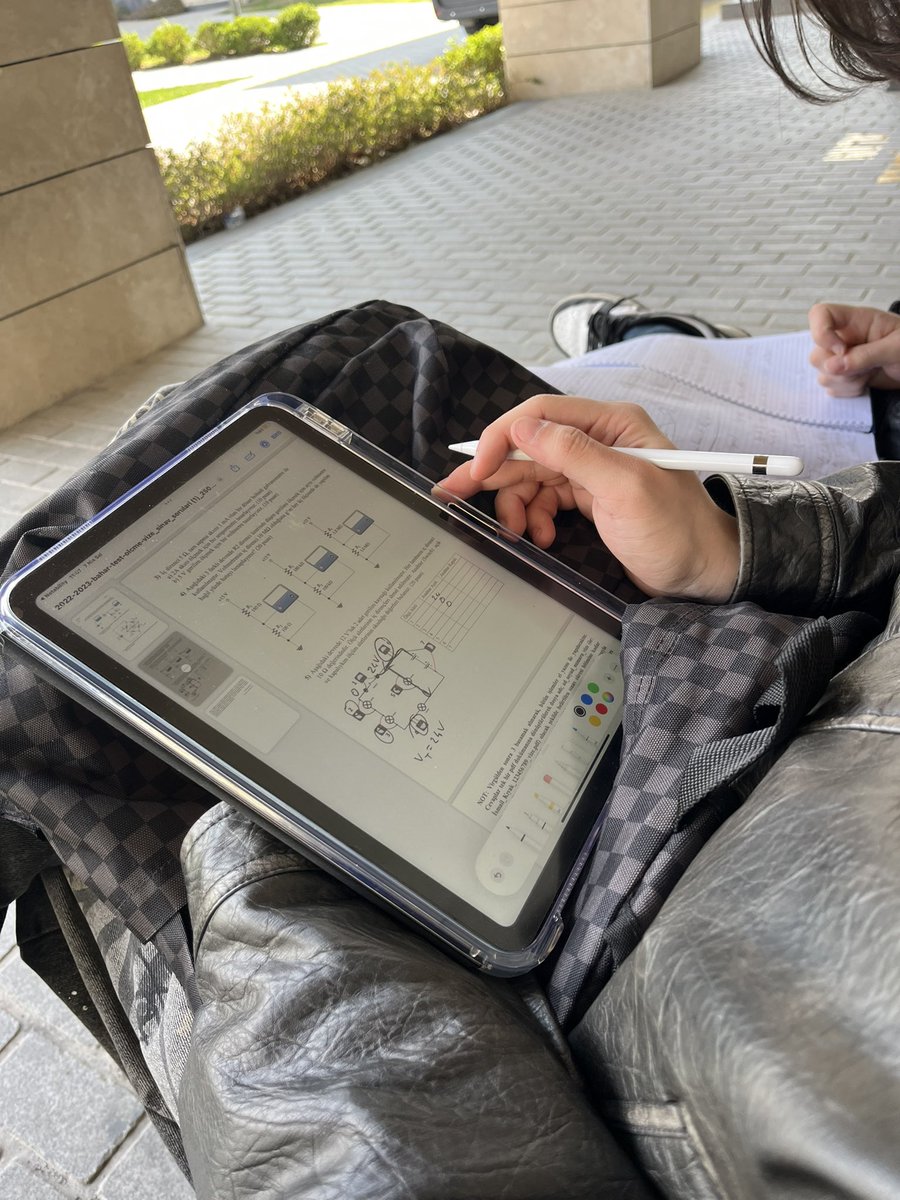 BÜTLERDE HALLEDERİZ tweet media