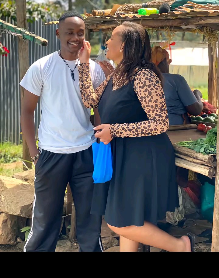 Queen Leashie 🏵️. tweet media