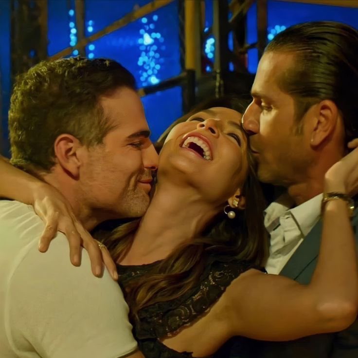 𝐁𝐨𝐨 tweet media