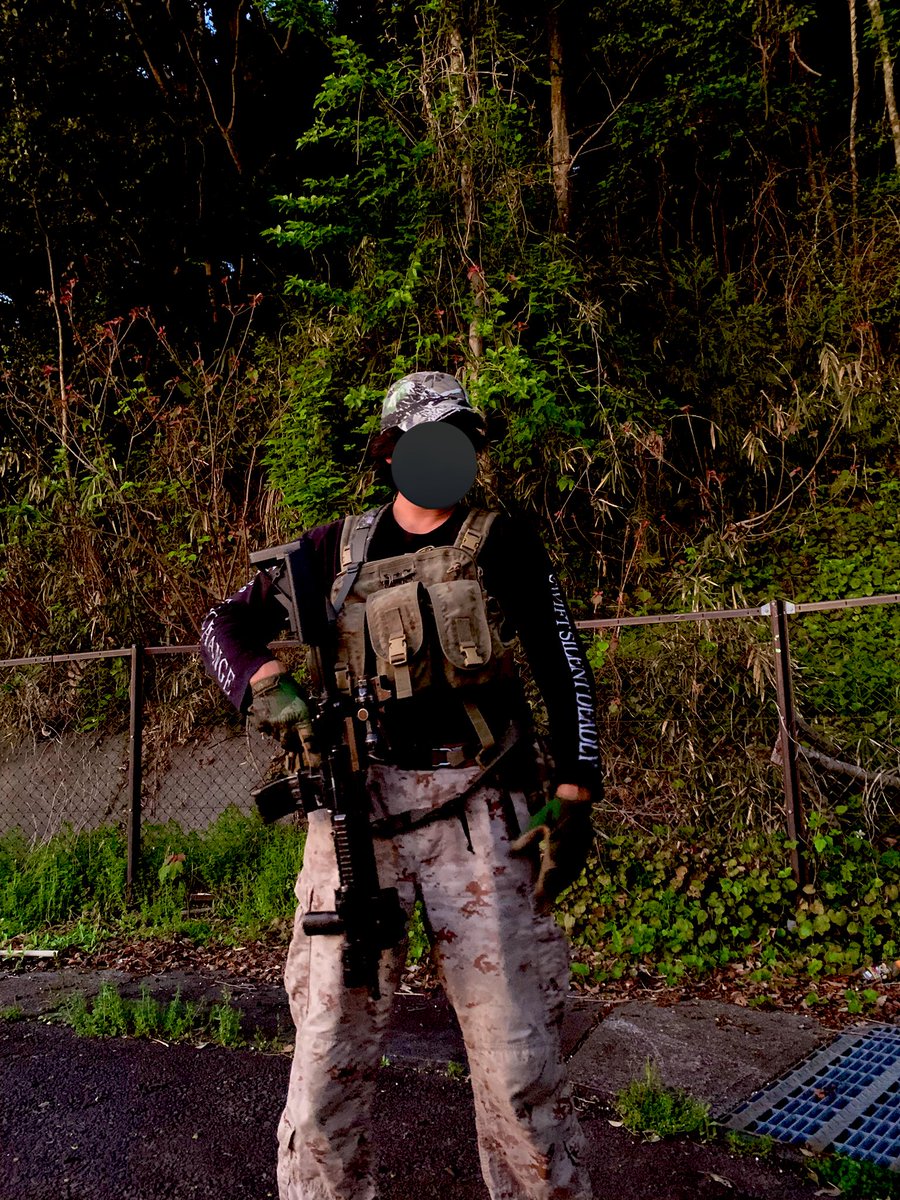 lheKoNYkCqOBgZ1's tweet image. Don't be a nerd.
Be a warrior

#darkside
#Alicegear