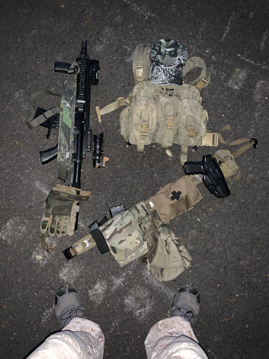 lheKoNYkCqOBgZ1's tweet image. Don't be a nerd.
Be a warrior

#darkside
#Alicegear