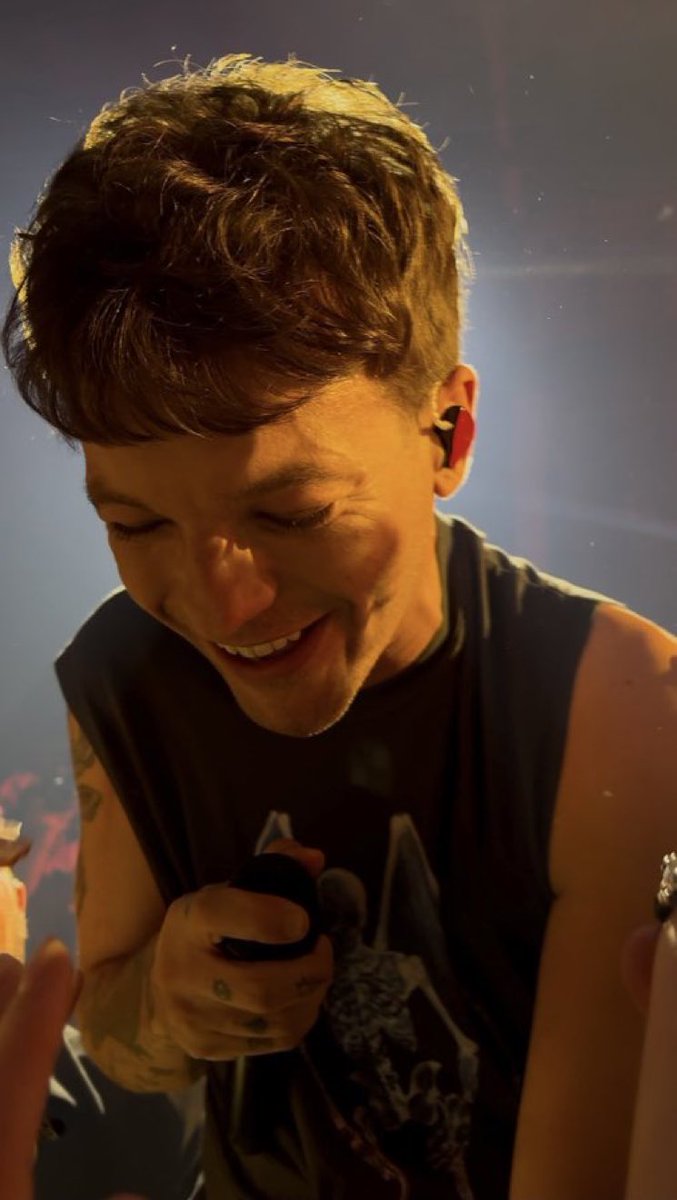 moon 🌻🍋 tweet media