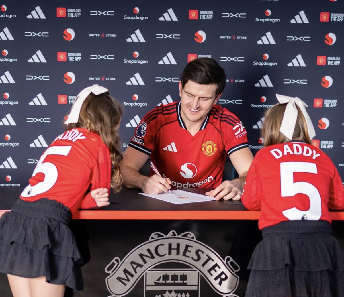 Harry Maguire tweet media