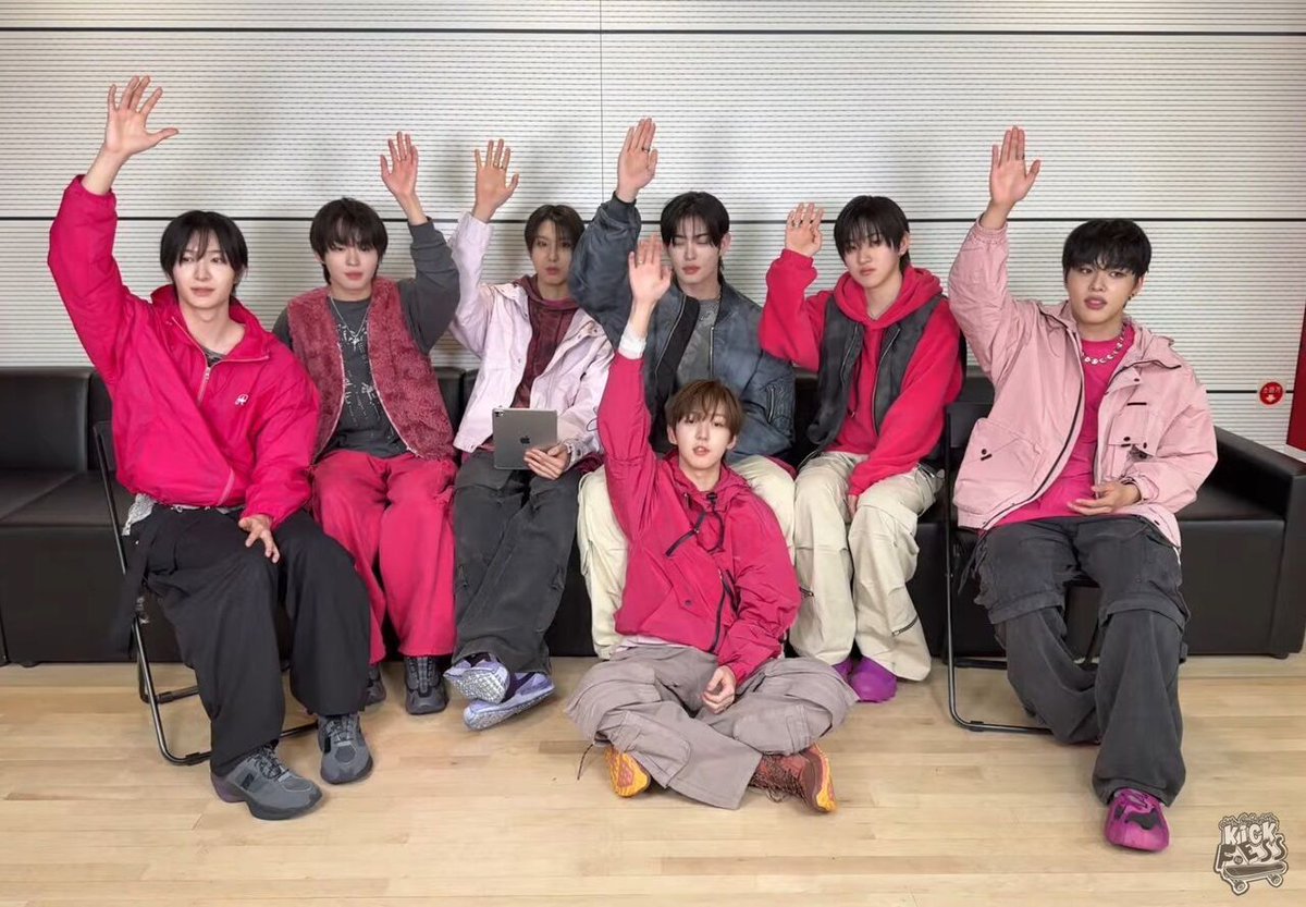 KICKFLIP MENFESS — BASE ON! tweet media