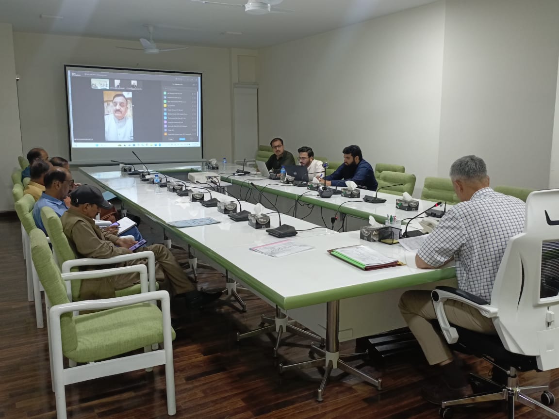 NPFPak's tweet image. A Zoom meeting chaired by Additional Director Security Rukhsar Mehdi was held with all Regional Heads.

Key areas including client recoveries, guard enrolment, and business development strategies were thoroughly reviewed.

#NPF #SecurityServices #Leadership #OperationalExcellence