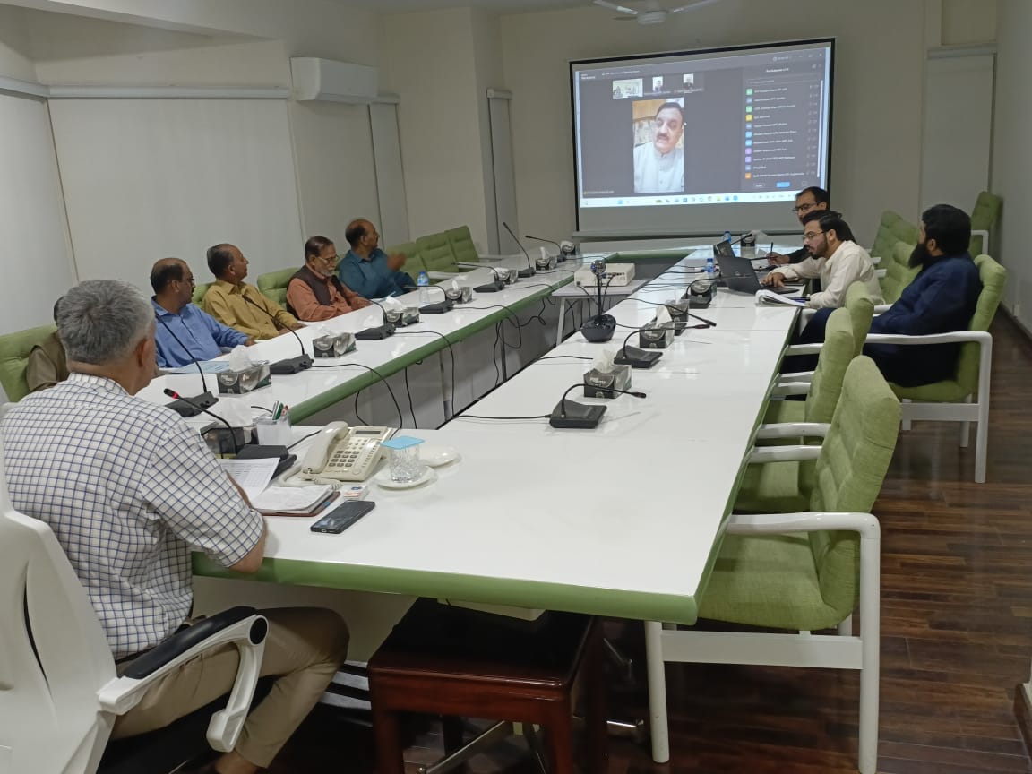 NPFPak's tweet image. A Zoom meeting chaired by Additional Director Security Rukhsar Mehdi was held with all Regional Heads.

Key areas including client recoveries, guard enrolment, and business development strategies were thoroughly reviewed.

#NPF #SecurityServices #Leadership #OperationalExcellence