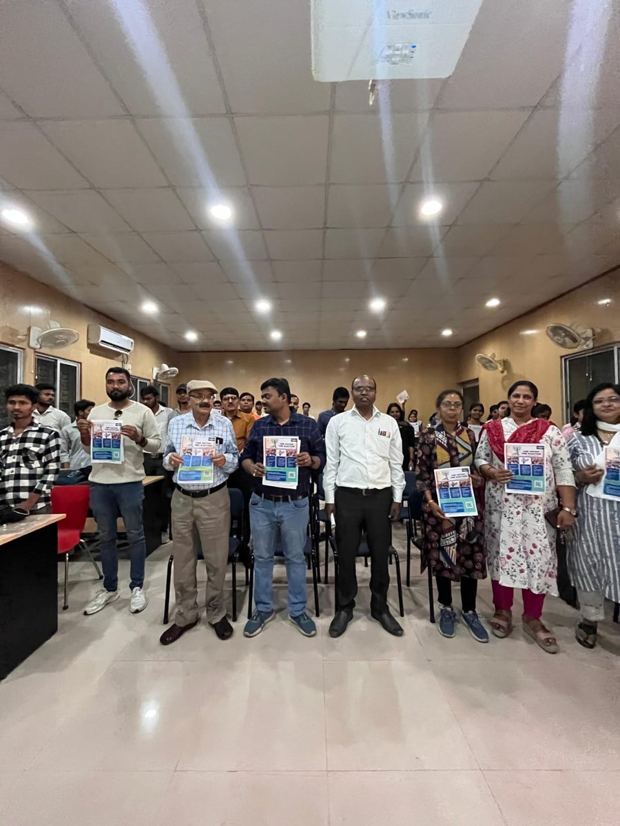 MyAbhash's tweet photo. राष्ट्र के विकास के लिए निरंतरता अनिवार्य है। 🇮🇳
​चुनाव बार-बार, विकास लगातार? नहीं!
अब समय है: एक राष्ट्र, एक चुनाव।
​देश का समय और संसाधन बचेगा, तभी तो भारत @2047 विकसित बनेगा। 🚩
@PMOIndia @narendramodi
​#OneNationOneElection #NewIndia #ViksitBharat #YouthPower #ONOE https://t.co/aAUaHF8rO7