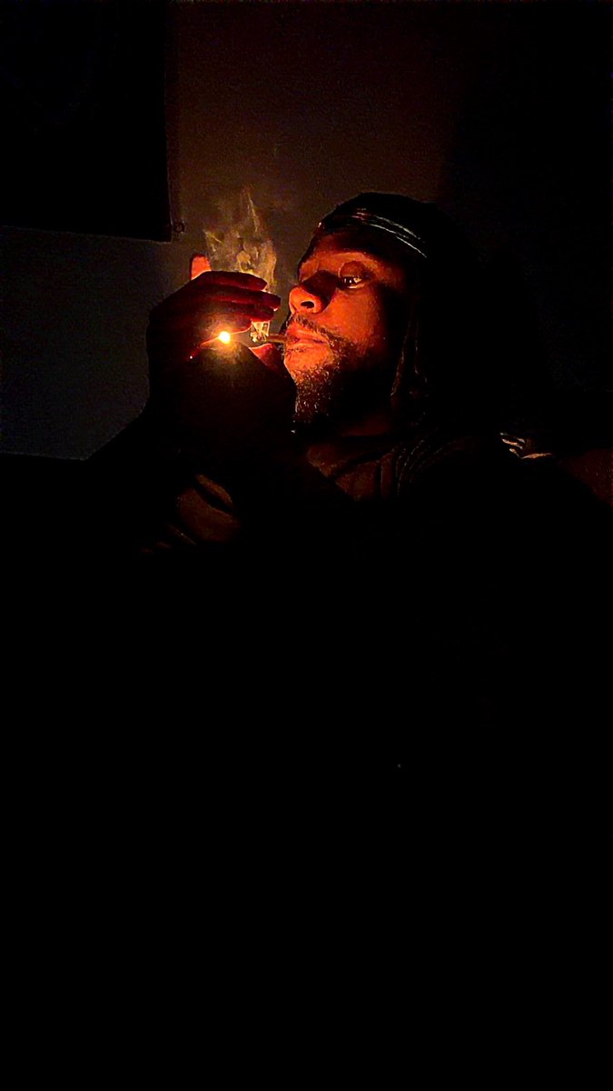 KxngFitz's tweet photo. Take your vitamins. Drink your water. Mind your business. https://t.co/HudqEQVKGl
