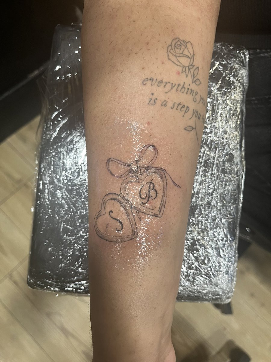 sym! ౨ৎ 𑣿 tweet media