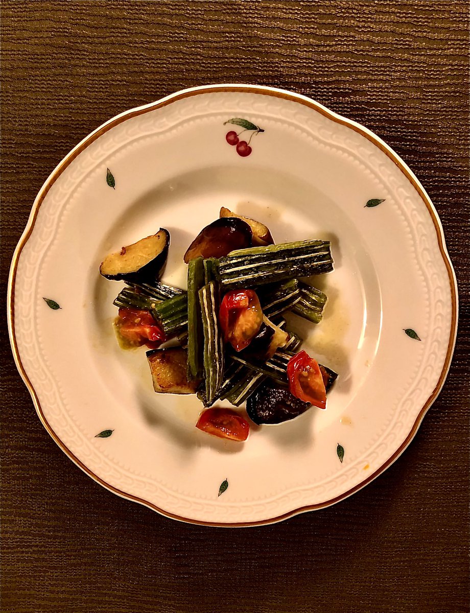 好日画報 tweet media