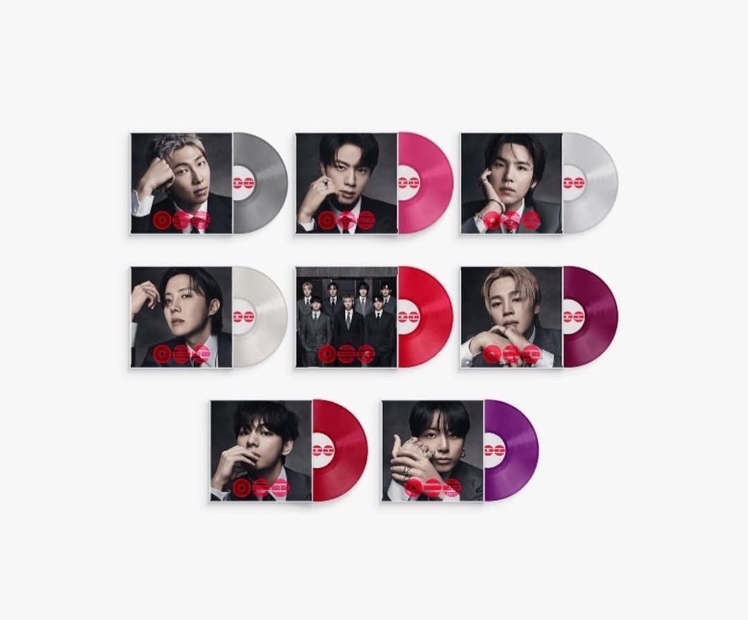 APBP_JK0613's tweet photo. #BTS ARIRANG  
Deluxe Vinyl Edition artwork
디럭스 바이닐 에디션 아트워크 https://t.co/EDvoU2WAAd