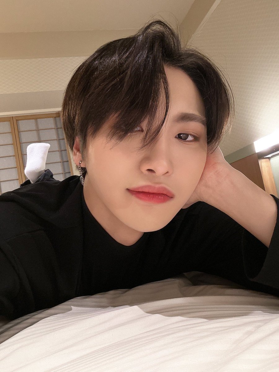 𝗯𝘂𝘁𝘁𝗼𝗻 tweet media