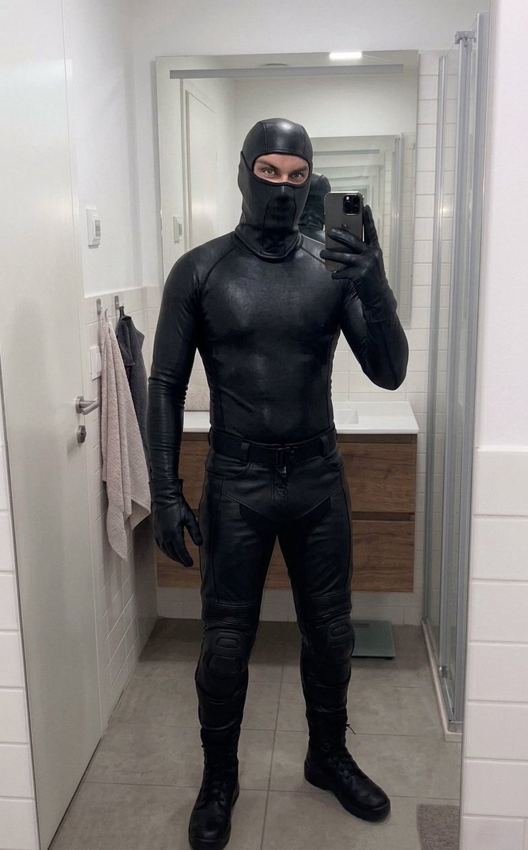 Mruniverse tweet media