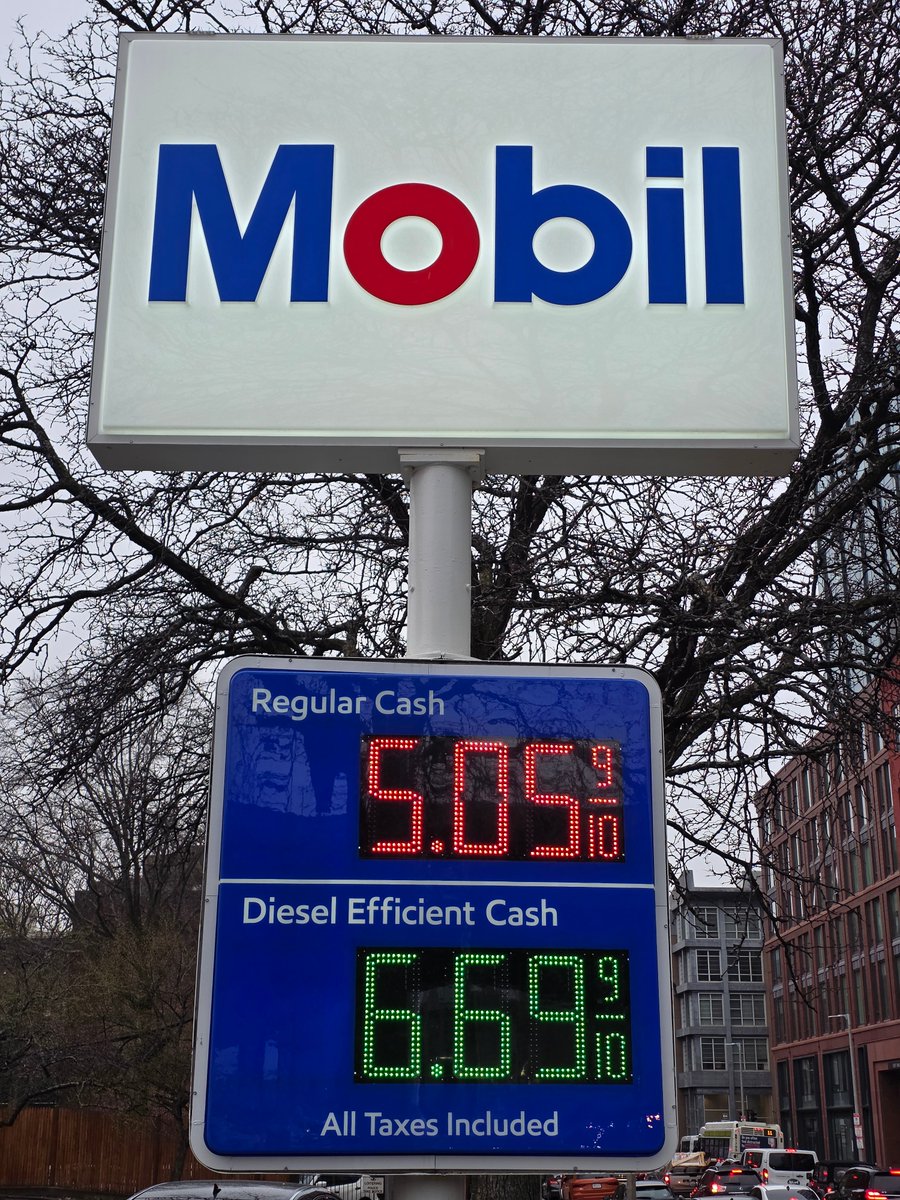 Only In Boston tweet media