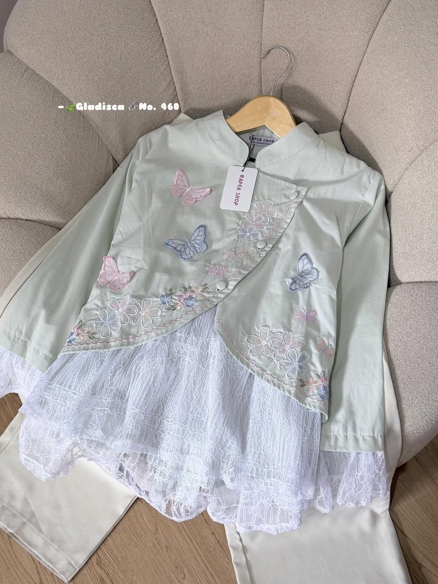 paw 🍎🗯️ tweet media