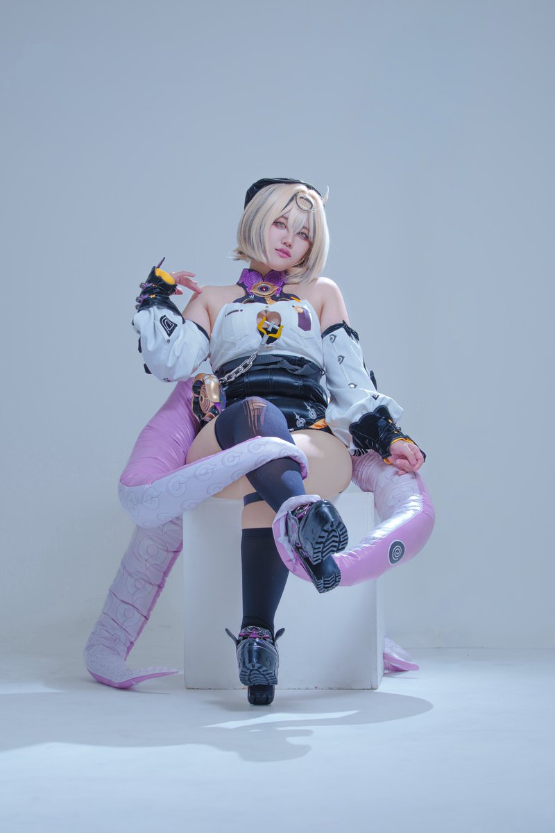 りりか tweet media