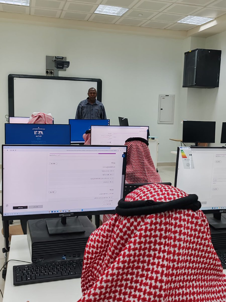 الكلية التطبيقية بحريملاء tweet media