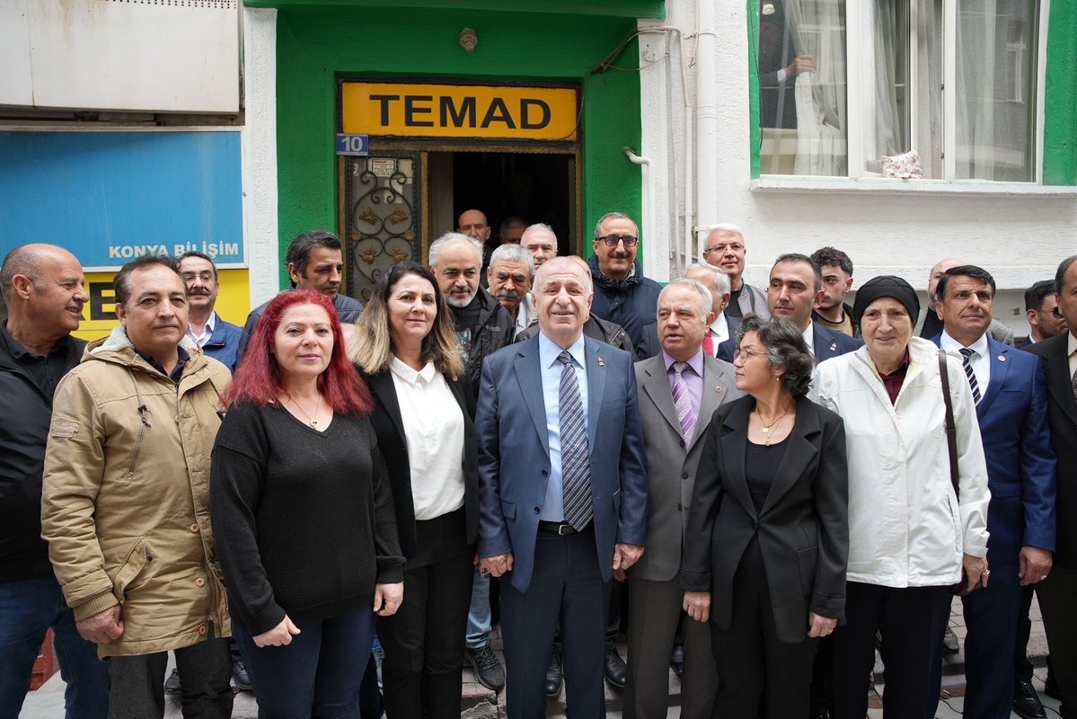 Genel Başkanımız Sayın Prof. Dr. Ümit Özdağ; Başkanlık Divanı Üyelerimiz Mahmut Karaaslan ve Nihat Babaözü, Başdanışmanımız Prof. Dr. Mehmet Alagöz ile Genel İdare Kurulu Üyelerimiz Ayhan Milci, Erdoğan Erhan ve Hacı Mehmet Songur eşliğinde Türkiye Emekli Astsubaylar Derneği