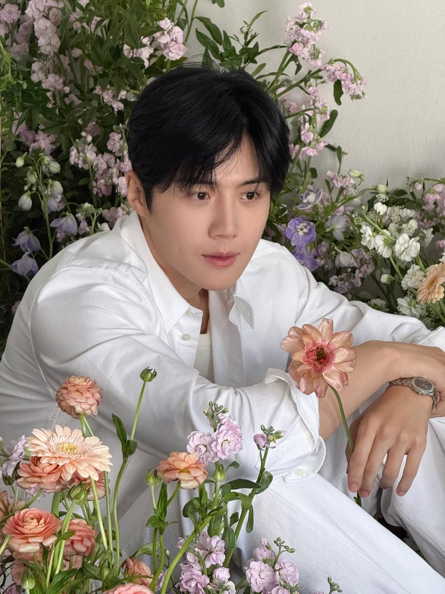 ㅅㅎ¹⁰⁰⁰⁰ tweet media