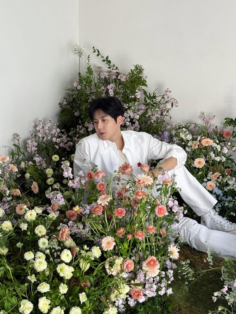 ㅅㅎ¹⁰⁰⁰⁰ tweet media