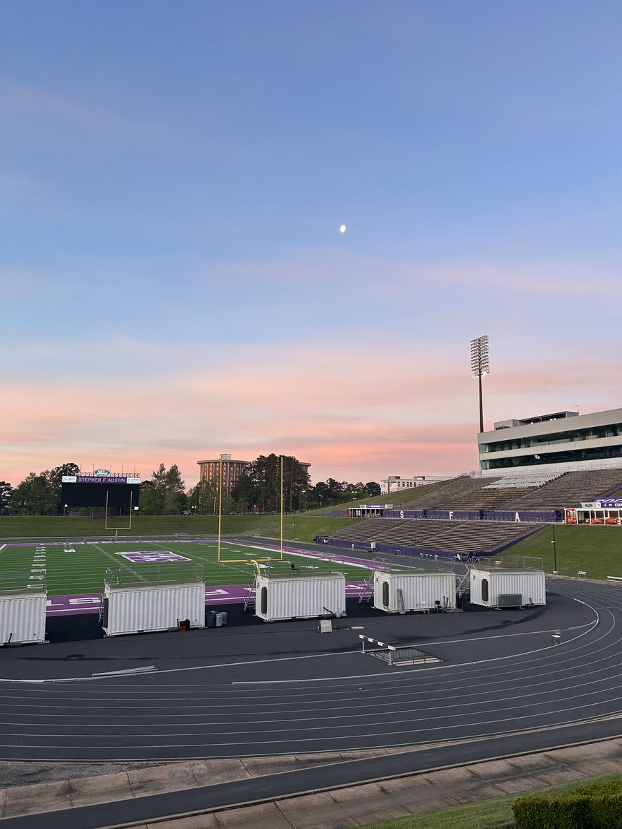 Coach Brandon Sanders tweet media