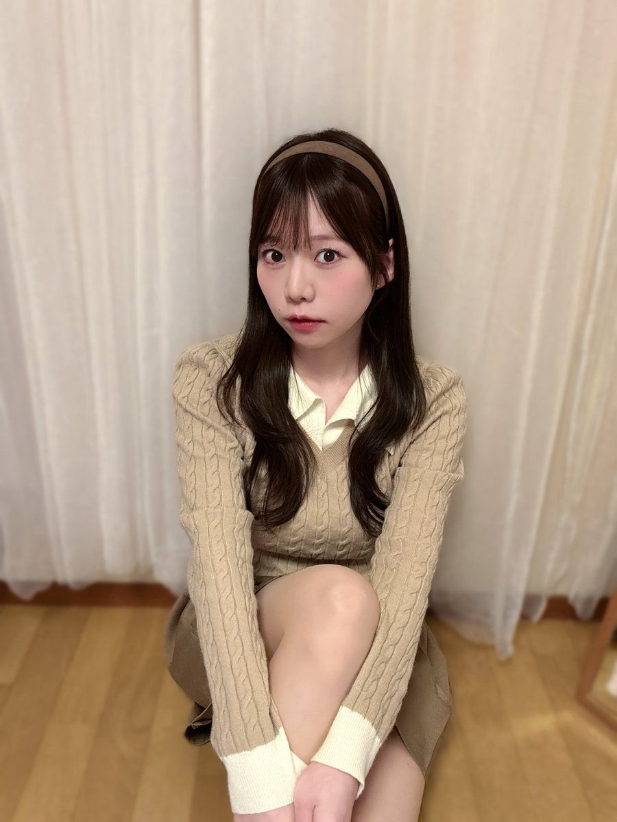 いつの間に今週始まってたの…！
リチャードソンジリスのお迎えのために
模様替えしたらお部屋が広くなった気分です。

(これからお世話グッズとか増えて
狭くなるんだろうな🐿)

おはようおやすみ。