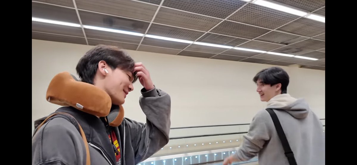 เคี้ยวฟ่าง tweet media