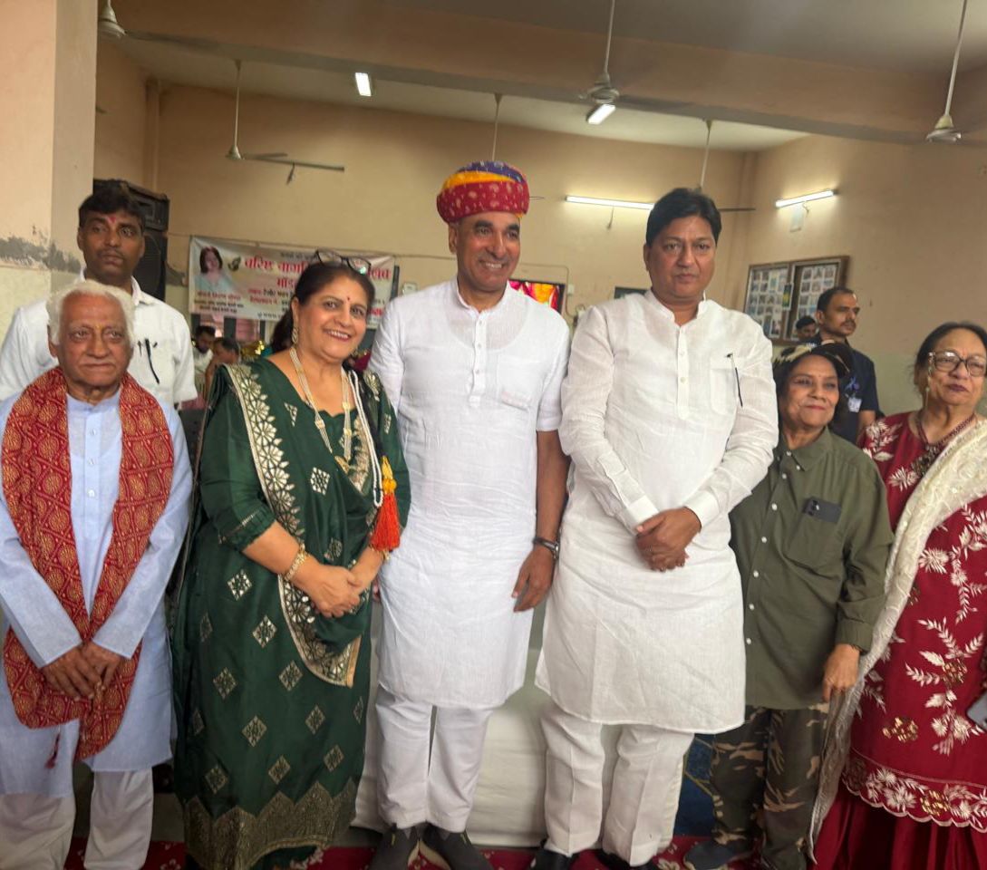 Ashok Goel tweet media