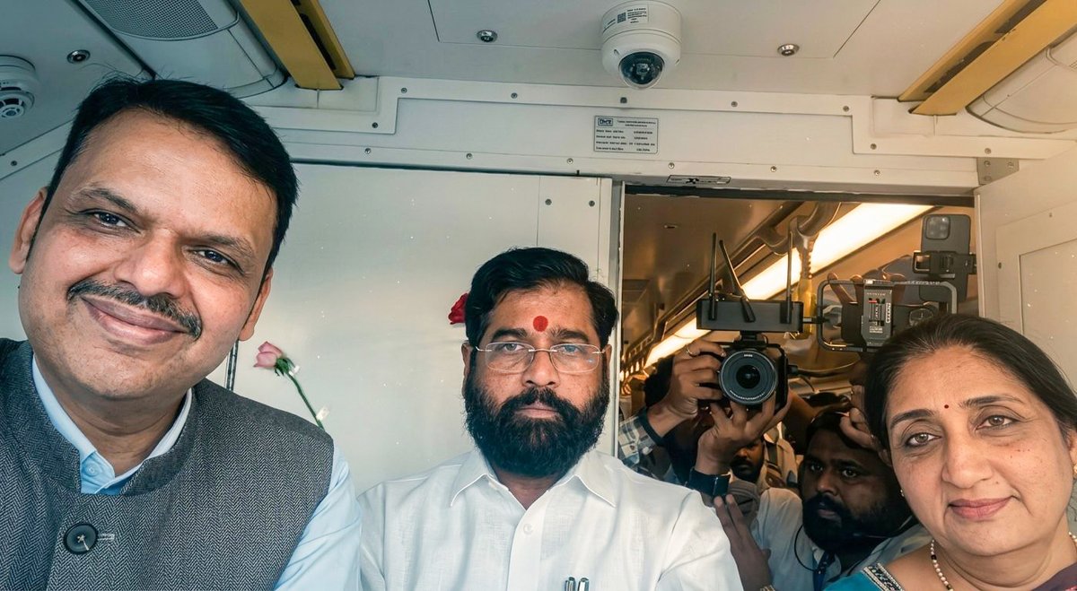 Devendra Fadnavis tweet media