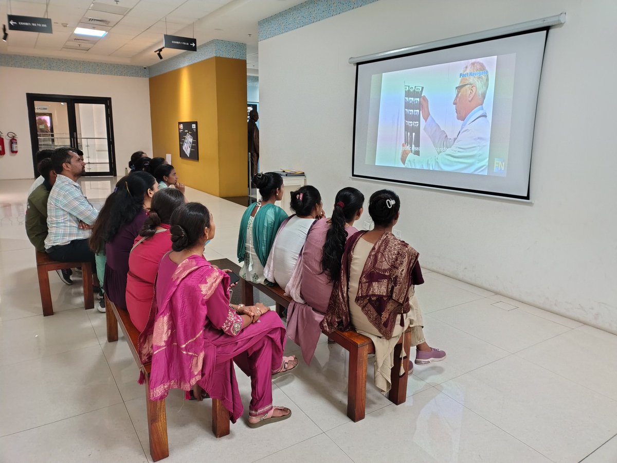 krupaba_pa67368's tweet image. Celebrated #WorldHealthDay at #NobelPrizeGallery @RSCBhavnagar
​Visitors #engaged in an insightful #documentaryscreening focusing on why #health is the most vital asset on our #planet. vaccines, hygiene, and science savelives!