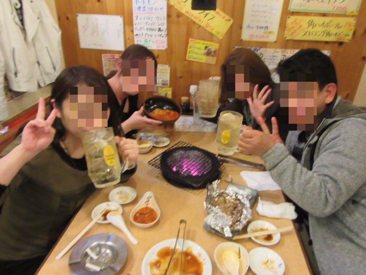 #スマホに入ってる1番古い食べ物の写真って何
2014年10月22日水曜日22時

ガンバ大阪の友達と
「焼肉」食べてました‼️

なお、柏レイソルに負けてたそうです💦
#ガンバ大阪