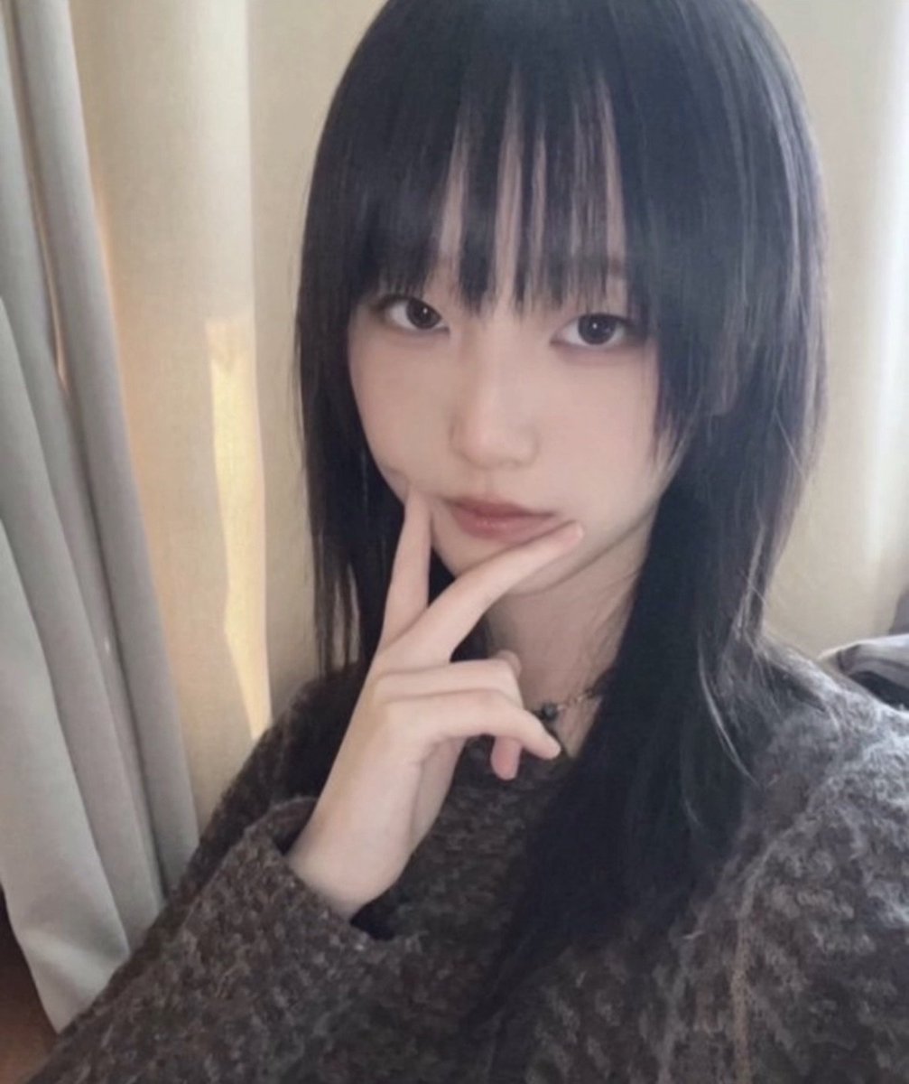 oo2lix_'s tweet photo. 確認なんですけど♡したってことは
私から誘ってもいいってことですよね？

陰キャだしかわいくないけど大丈夫ですか？ https://t.co/TTkeOIitbU