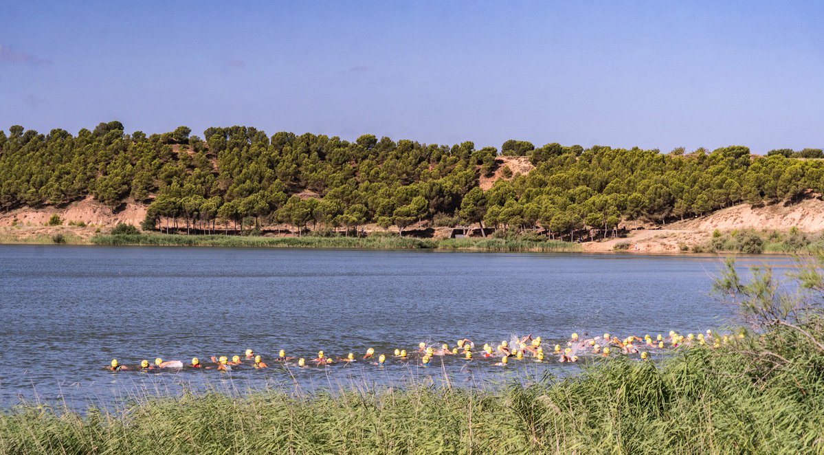 TRIATLONSP's tweet image. 3️⃣ meses para el Cpto de #España de #Acuatlón, #Duatlón y #Triatlón Cros #FETRICalahorra 2026. La antesala del Europeo, con recorridos y tracks disponibles en live.triatlon.org
📌 Consigue tu plaza para la competicion continental d 2027 el 25 y 26 d julio ¡No puedes faltar!