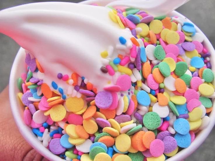 Sugar 🍭(•⩊• っ)3 tweet media