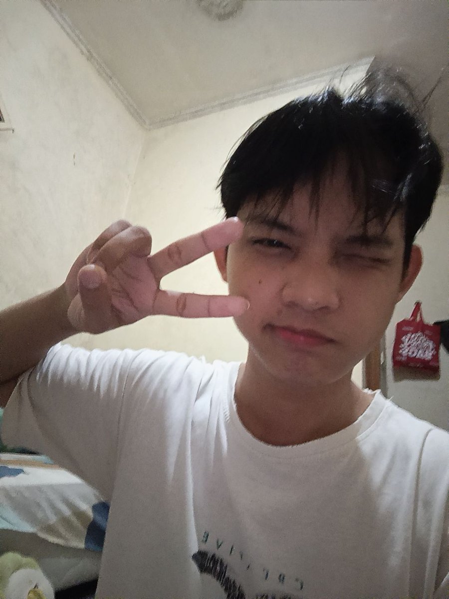 banayogurt tweet media