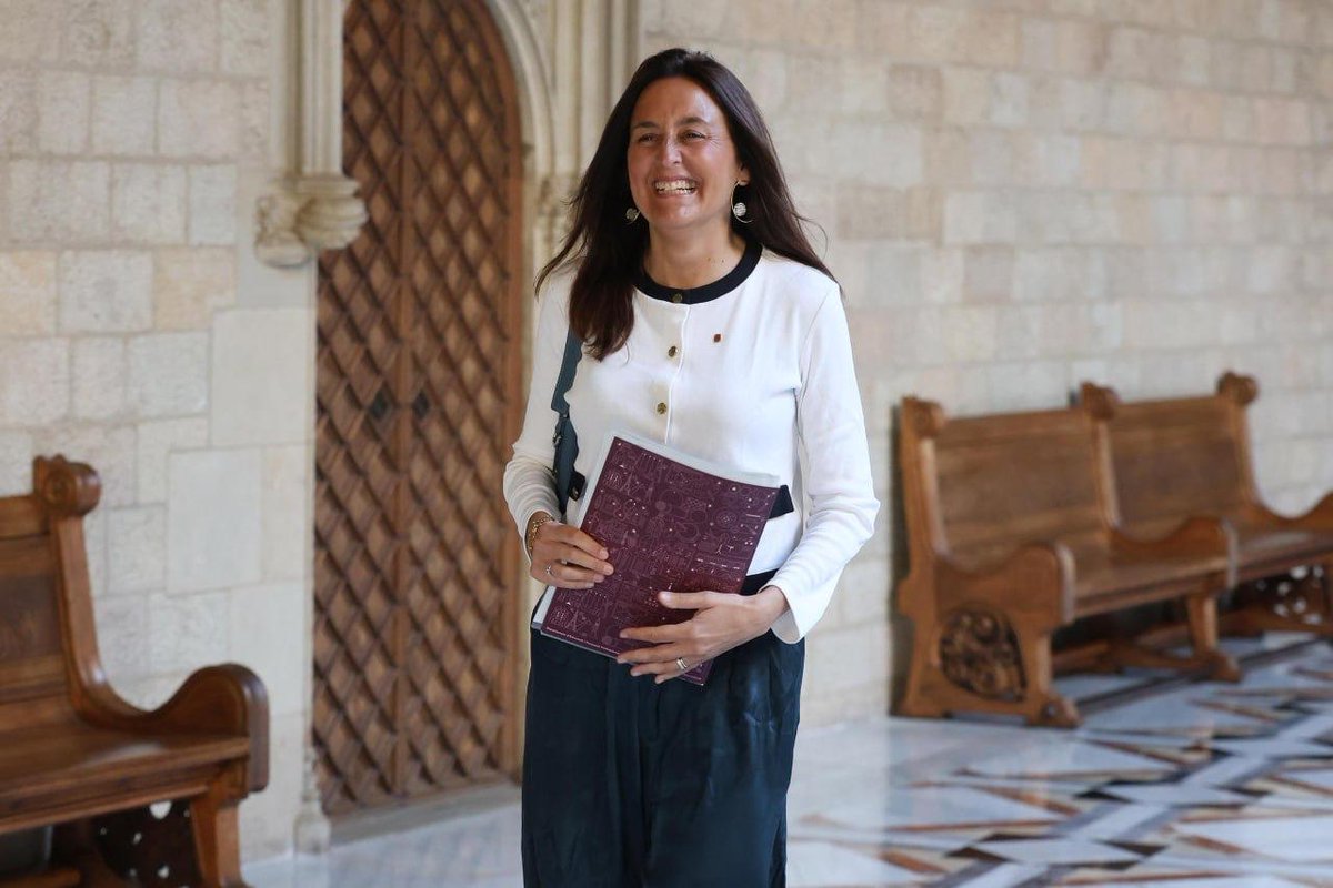 Esther Niubó tweet media