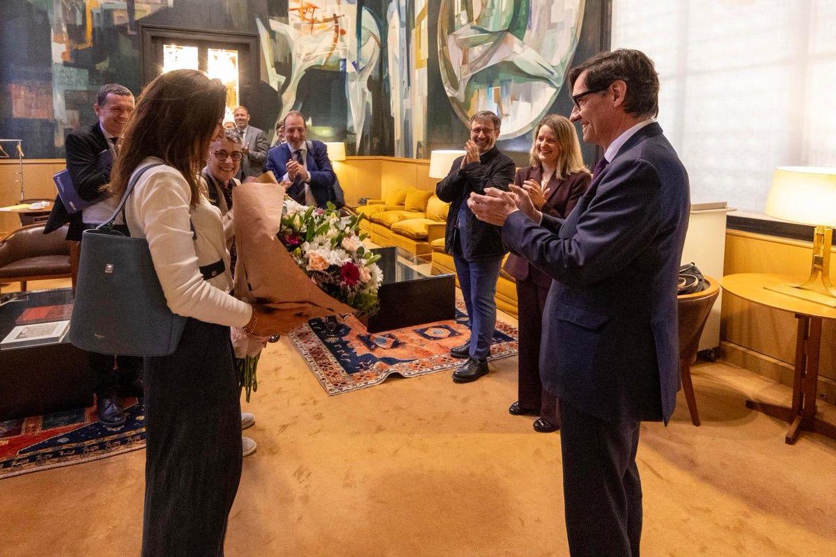 Esther Niubó tweet media