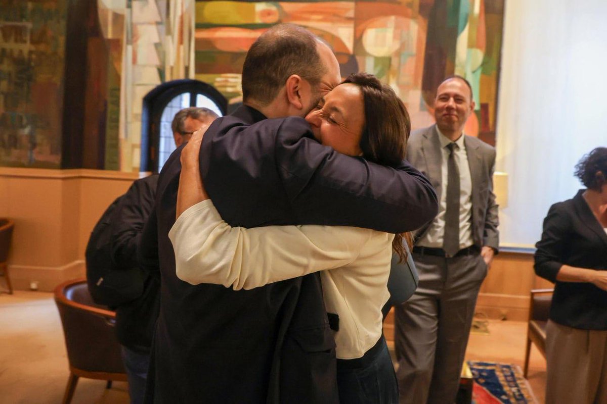 Esther Niubó tweet media