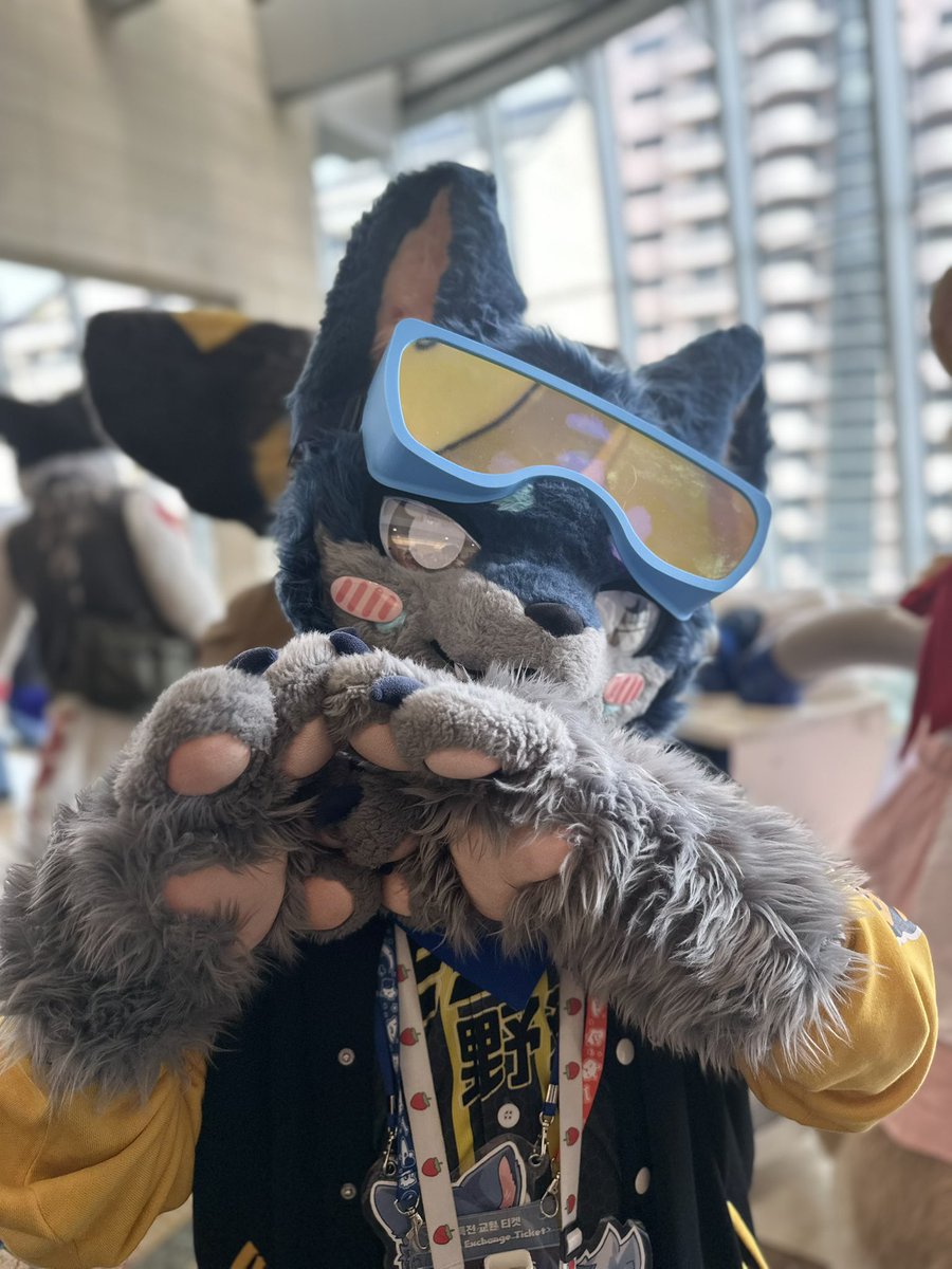 플러피🌕🐺 tweet media