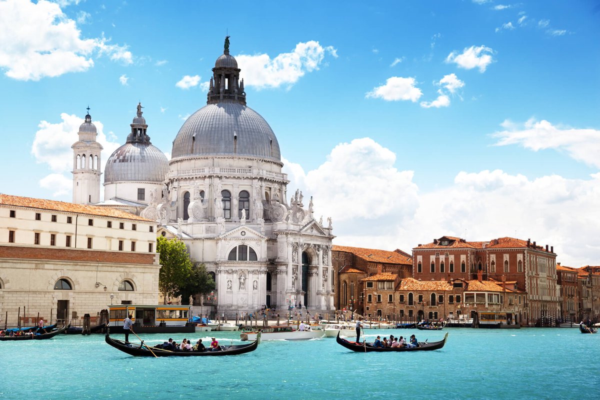 SecretFlying's tweet image. #Paris, France to Venice, Italy for only €96 roundtrip with Air France #TravelTuesday

secretflying.com/posts/paris-fr…