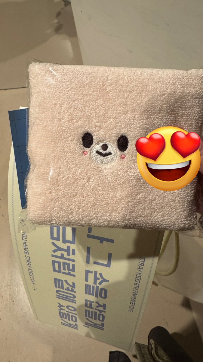 しらこ tweet media